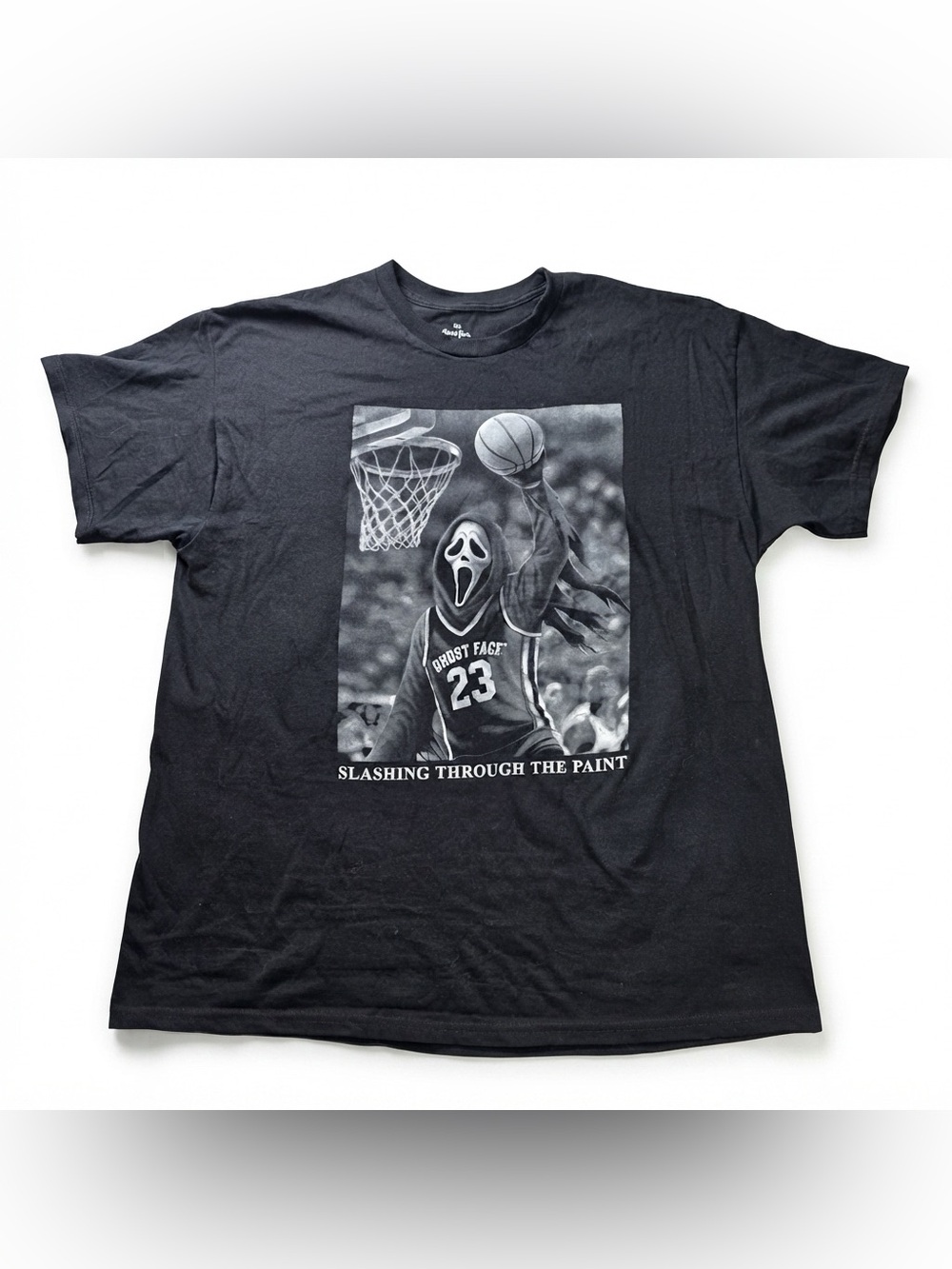Ghost Face "Slashing Through The Paint" Graphic T-Shirt size XL